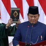 Pada hari yang bersejarah bagi Indonesia, Prabowo Subianto secara resmi mengucapkan sumpah dan janji sebagai Presiden ke-8 Republik Indonesia.