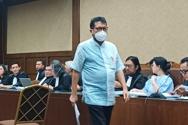 Zarof Ricar Hadapi Tuntutan 20 Tahun Penjara atas Korupsi di Mahkamah Agung